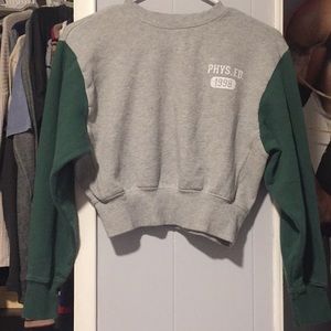 long sleeve crop top